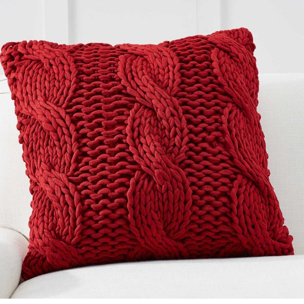Pottery barn colossal Knit Red throw pillow covers red size 24 x 24